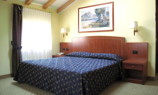 hotelolivo.upgarda en special-offer-for-easter-in-a-hotel-near-lake-garda 016